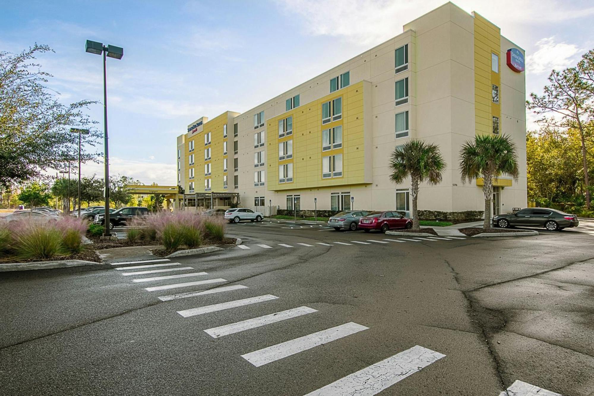 Springhill Suites Tampa North/Tampa Palms Екстериор снимка