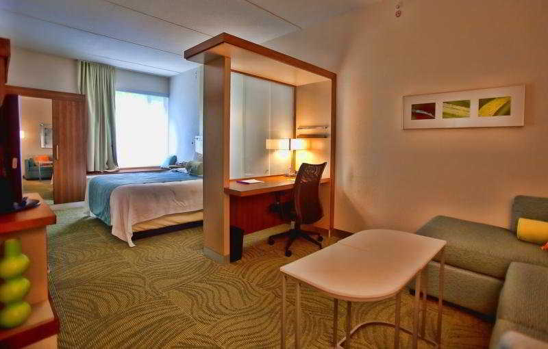 Springhill Suites Tampa North/Tampa Palms Екстериор снимка