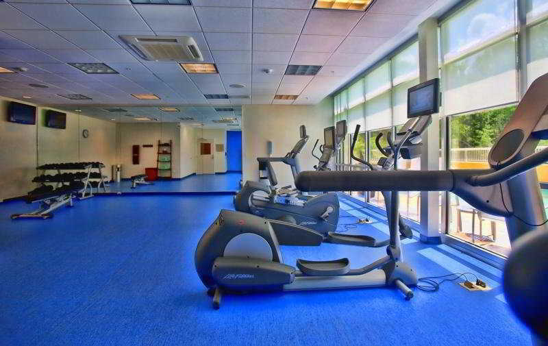 Springhill Suites Tampa North/Tampa Palms Екстериор снимка